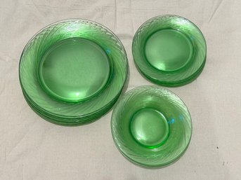 Vintage Pyrex Green Dish Set