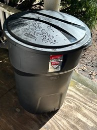 Rubbermaid Roughneck 32 Gallon Trash Can New 1 Of 3