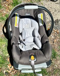 Chicco Infant Car Seat - Excellent Condition