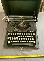 Antique 1930s Royal Portable Typewriter