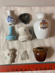 Collection Of 8 Vintage Pieces - Miniature Vases