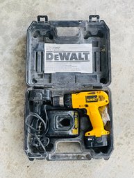 Dewalt DW952 Cordless Adjustable Clutch Driver Drill With Two Batteries & Charger