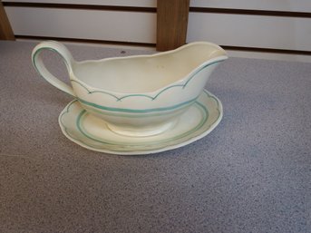 Gravy Boat With Plate