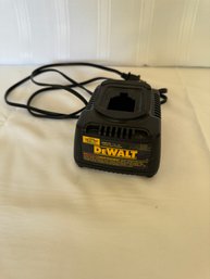 Dewalt DW 9116 18V Charger