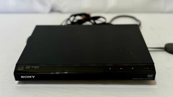 Sony DVD Player W/TV Hook-up