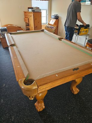American Heritage Pool Table With Claw Feet