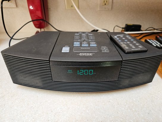 Bose Radio With Remote (works)