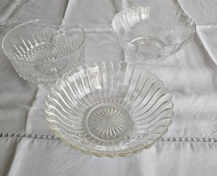 Decorative Set Of Glass Bowls