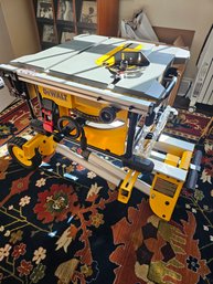 Dewalt Portable DW7440RS Table Saw And Stand