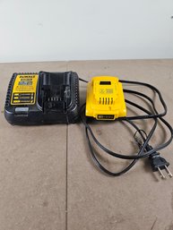 Dewalt DCB115 Charger With A Battery