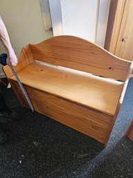 Pine Storage Chest Bench (B)