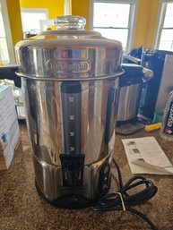 DeLonghi Coffee Urn