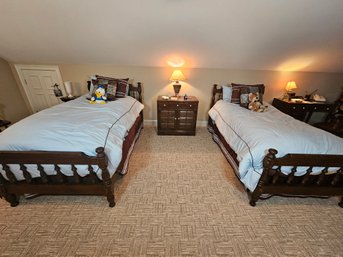 Pair Of Twin Beds And Nightstands