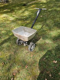 Craftsman Fertilizer/Salt Spreader