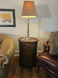 Oval Shaped Table And Lamp