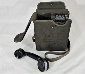 Vintage WWII Era U.S. Army Signal Corps Telephone EE-8-B With Canvas Case