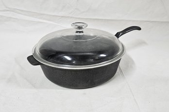Wagner's 1891 Original Cast Iron 10 1/2 Inch Chicken Fryer Pan With Glass Lid