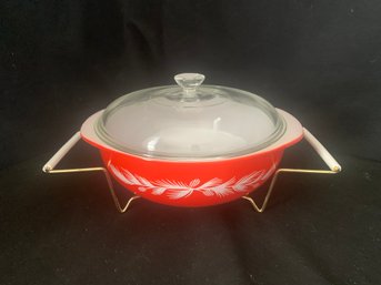 Vintage Pyrex Promotional Holiday 024- 2Qt. Casserole W/ Clear Lid & Cradle