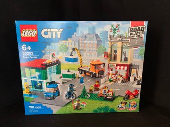 Collectible Retired Factory Sealed NIB Lego City #60292 Town Center