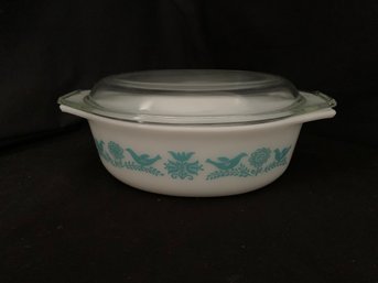 Vintage Pyrex Bluebird Promotional 043 Oval 1 1/2 Qt. Casserole W/clear Lid