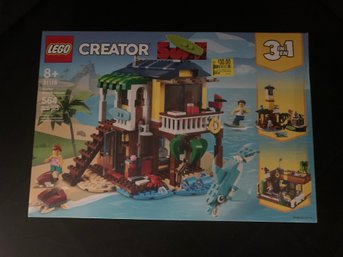 Collectible NISB Lego Creator 3 In 1 Surfer Beach House 31118 Set