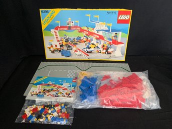 Complete 1988 Lego Legoland Town System Victory Lap Raceway Set 6305