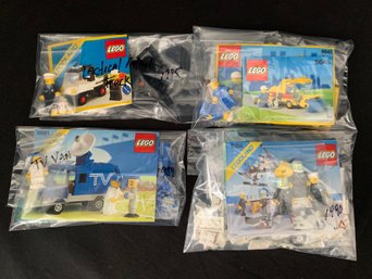Complete ~1985-1991 Lego Legoland Classic Town Sets 6354, 6632, 6645, & 6661 Group- ~4 Sets