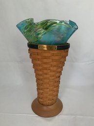 2010 Longaberger Collectors Club Charter Member Basket With Fenton Glass Vase