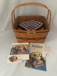 1992 Longaberger J. W. Collection 1992 Edition Cake Basket