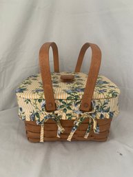 1995 Longaberger Pie Basket