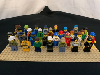 Assorted Lego City/Town Minifigures Group