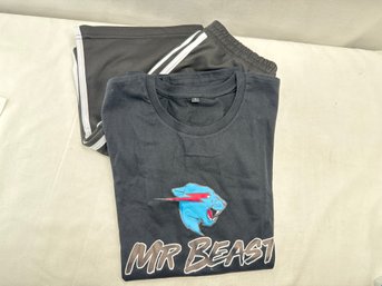 Mr Beast 2 Piece Outfit Kids XS