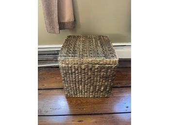 Straw Storage Ottoman With Blankets