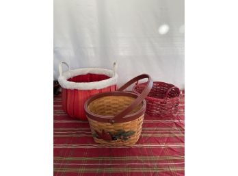 Lot Of 3 Christmas Baskets (2 Of 3)