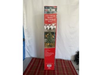 4-foot Pre-lit Faux Tree