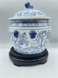 Chinese Blue And White Porcelain Jar With Interior Flower Dog Foo Lid  On Wood Base