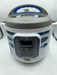 Instant Pot Star Wars Duo 6-Qt. Pressure Cooker, R2-D2   1-9