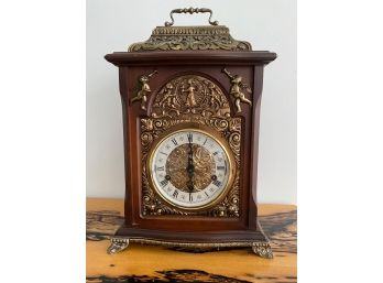 VINTAGE  8 DAY KEYWOUND MANTEL CLOCK