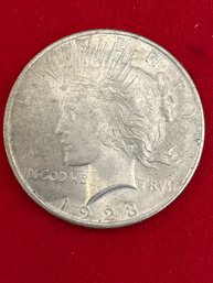 Beautiful 1923 US Silver Peace Dollar