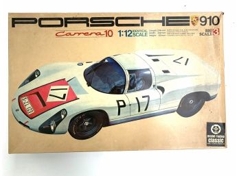 Tamiya 1/12 Porsche Carrera 10