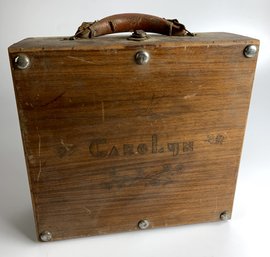 Vintage Wooden Case Used For Skates   (E-3)