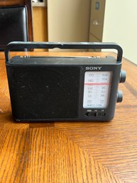 Dv8-1 Sony Portable Radio Icf-506