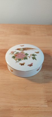 Vintage Porcelain Dresser Jar (Ed73)