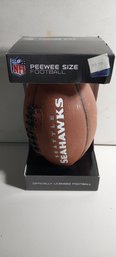 NFL PeeWee Football Seattle Seahawks (EE72 B9)