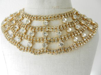 Vintage Heavy Unbranded Gold Color Metal And Rhinestone Collar Necklace  (DE70)