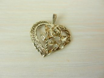 14k White Gold Filigree Openwork Heart Pendant    (D10)