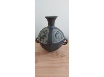 Pre-Columbian Chimu Blackware Vessel (P-170)