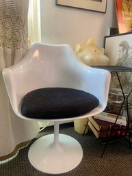 Tulip Armchair