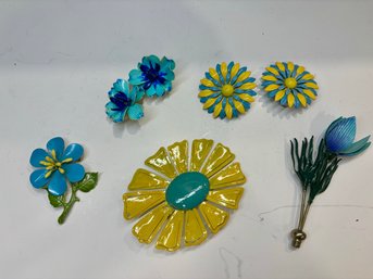 Vintage Floral Brooches