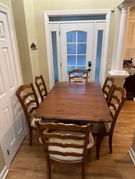 Kincaid Furniture Co. (Hudson, NC), Pine French Provencial-style Dining Table And Chairs